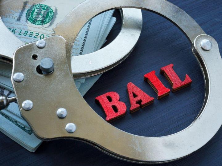 Treasury Bonds: The Better Bail – Prompt and Discreet Theft & Robbery Bail Bonds.
